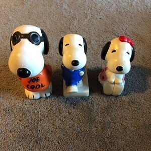 VINTAGE SYNDICATE PEANUTS SNOOPY 3 COIN BANK LOT SISTER BELLE JOE COOL WOODSTOCK